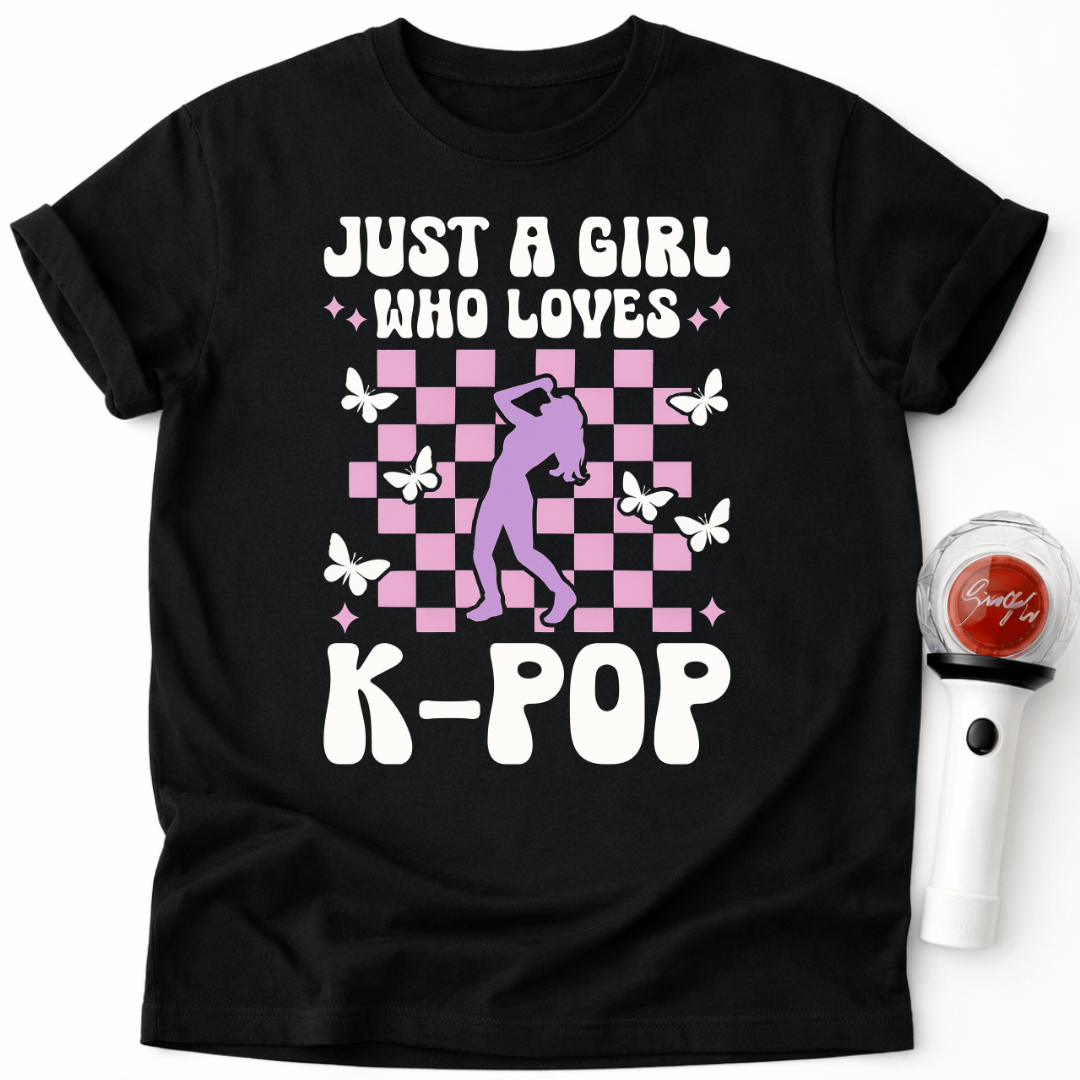 EIN MÄDCHEN, DAS K-POP LIEBT T-SHIRT