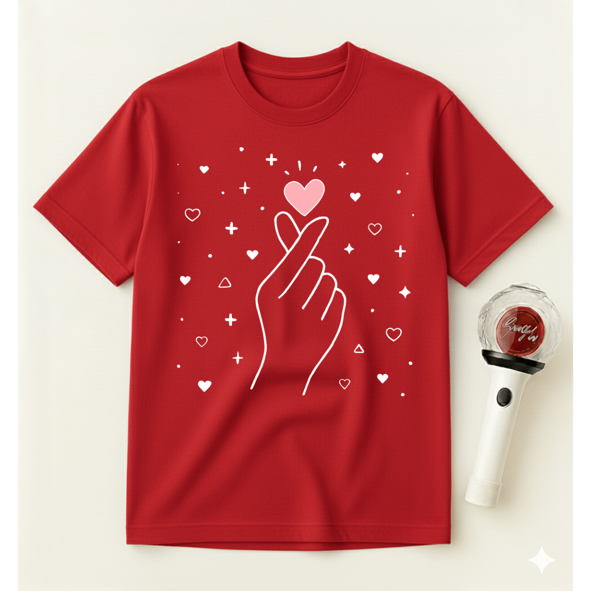 MINIMALIST FINGER HEART T-SHIRT