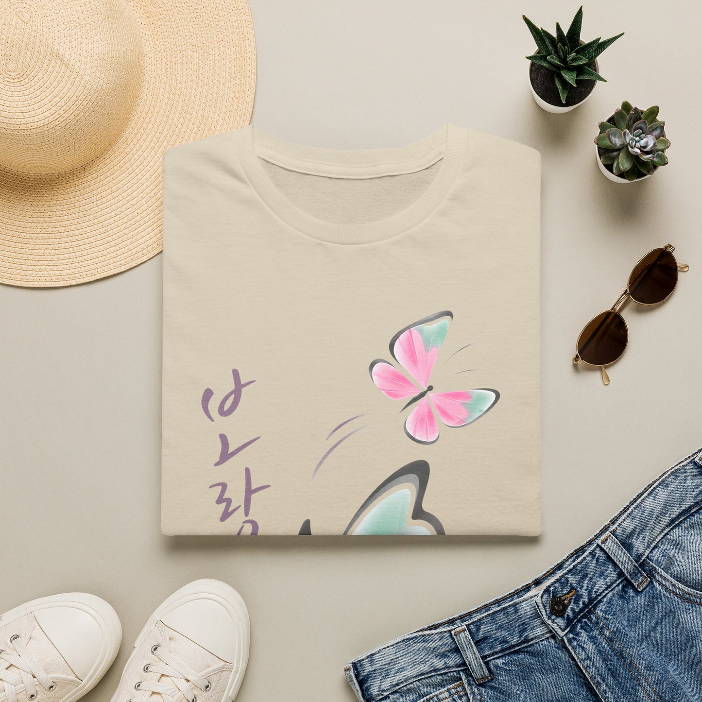KOREAN SCRIPT BUTTERFLY T-SHIRT