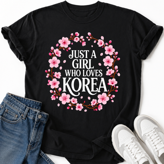 GIRL IN LOVE WITH KOREA T-SHIRT