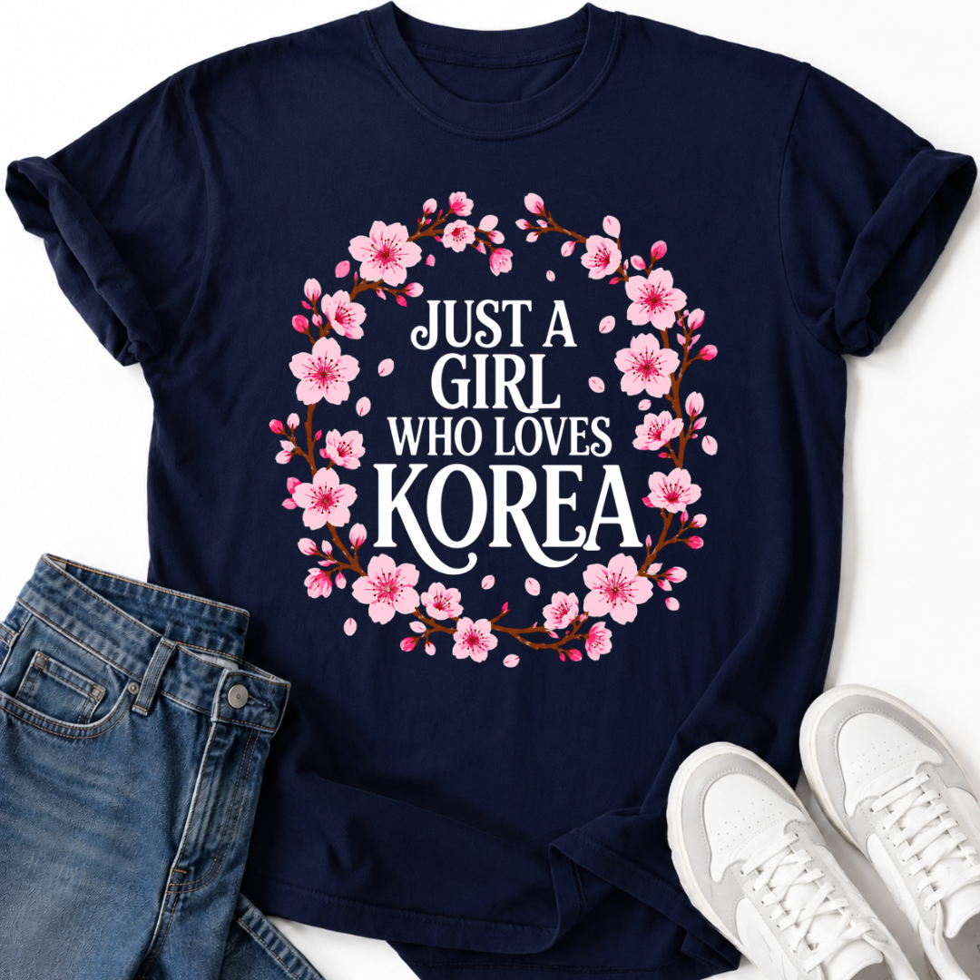 GIRL IN LOVE WITH KOREA T-SHIRT