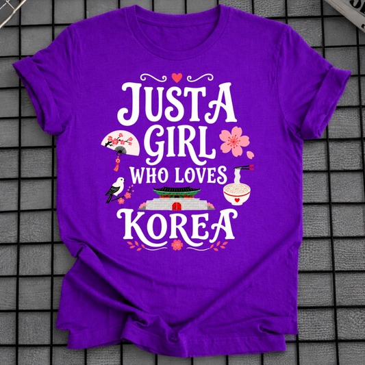 A GIRL WHO LOVES KOREA T-SHIRT