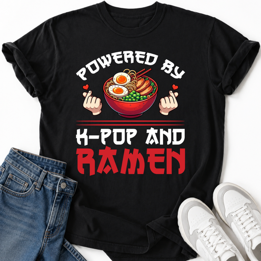 T-SHIRT POWERED BY K-POP UND RAMEN