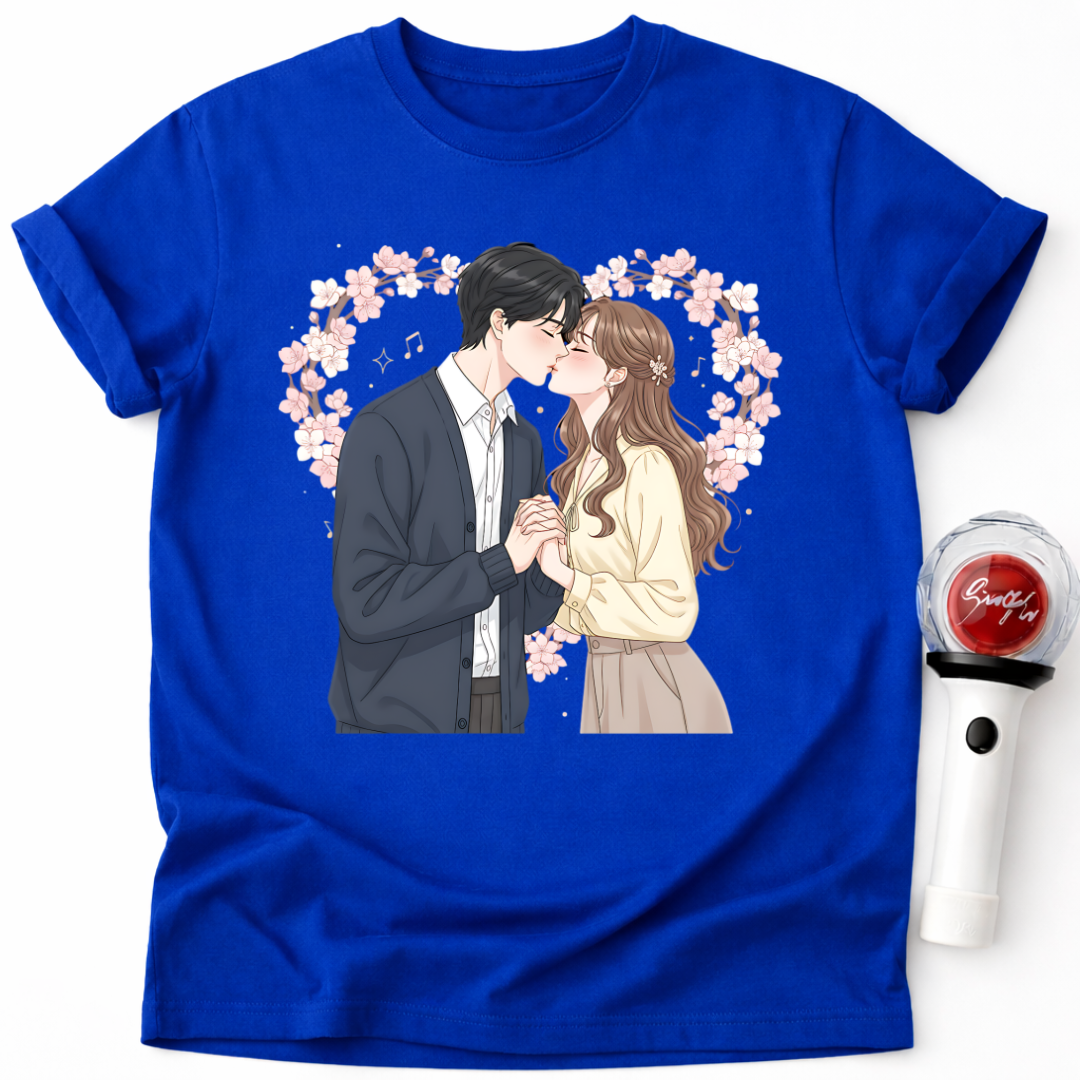 ROMANTISCHES PAAR KÜSST T-SHIRT
