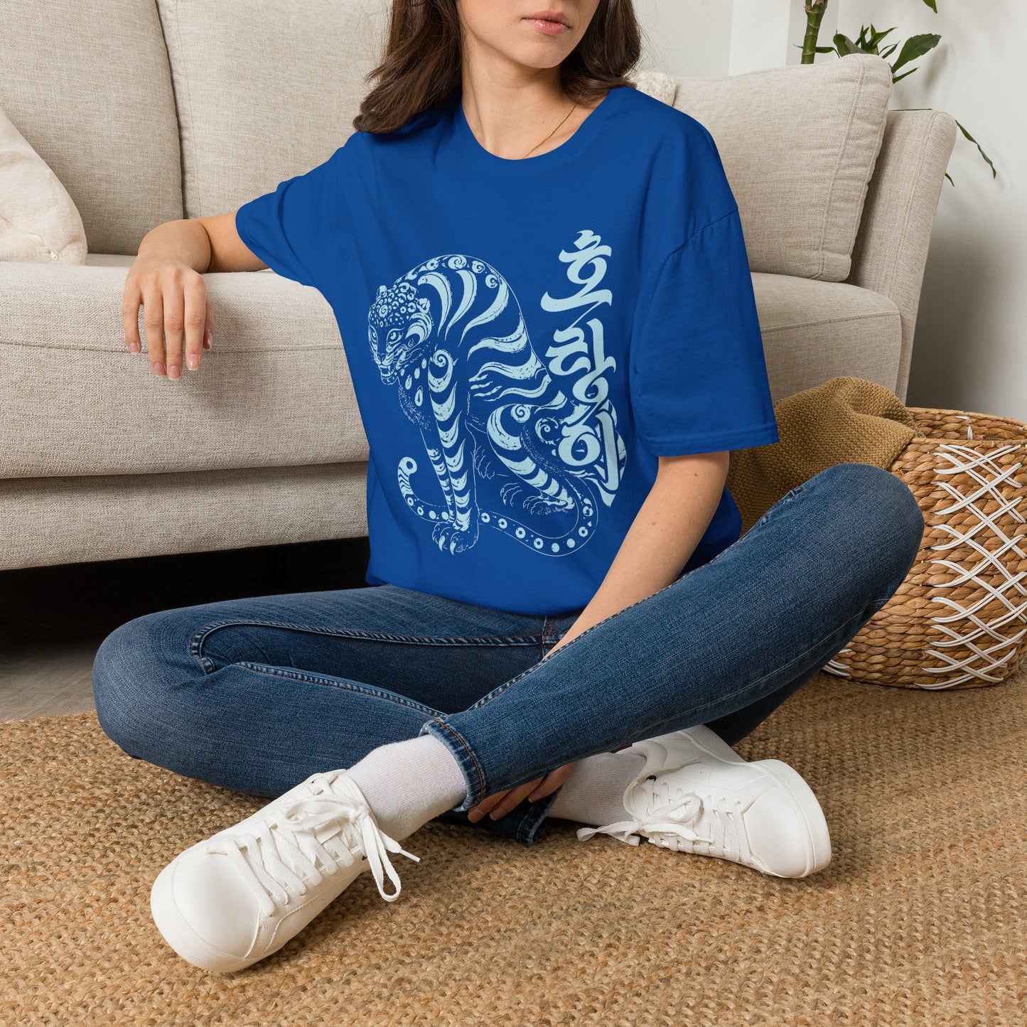 Korean Tiger Graphic T‑Shirt — Stylized Blue Tiger with Hangul Accent