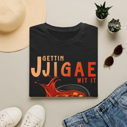 Gettin Jjigae Wit It T-Shirt – Korean Stew Graphic Tee for Foodies & K-Culture Fans