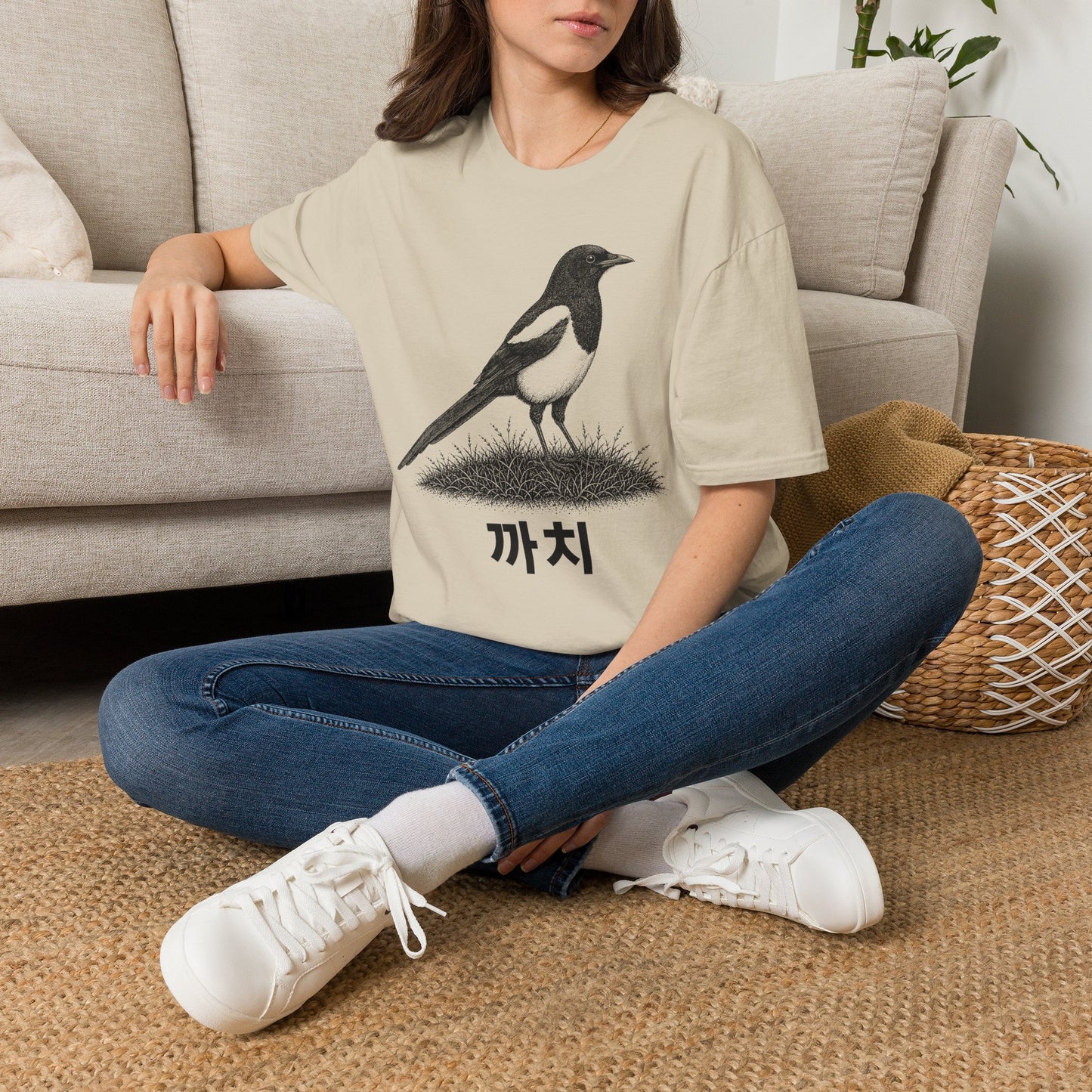MAGPIE T-SHIRT