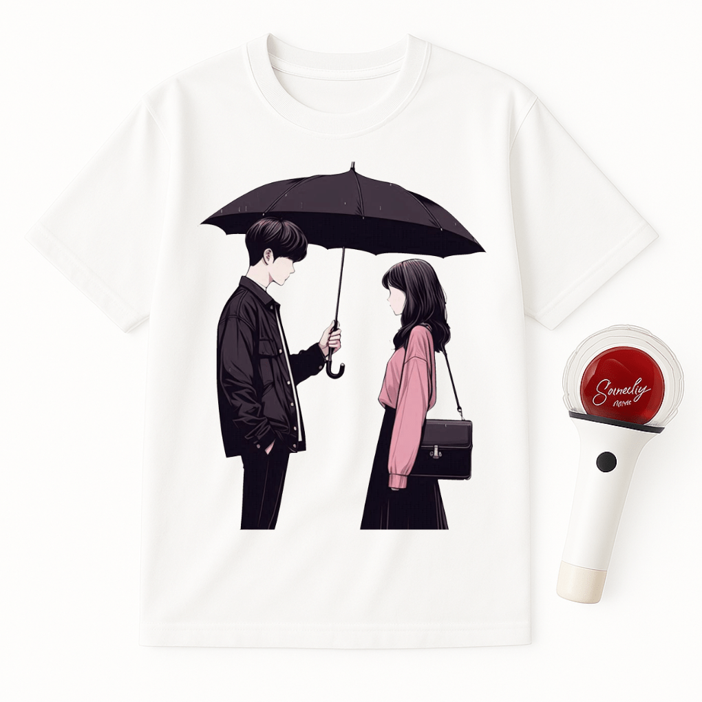 K-DRAMA COUPLE UNDER UMBRELLA UNISEX T-SHIRT