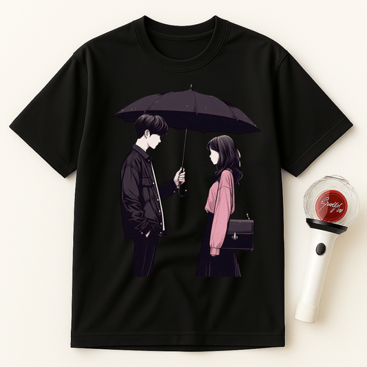 K-DRAMA COUPLE UNDER UMBRELLA UNISEX T-SHIRT