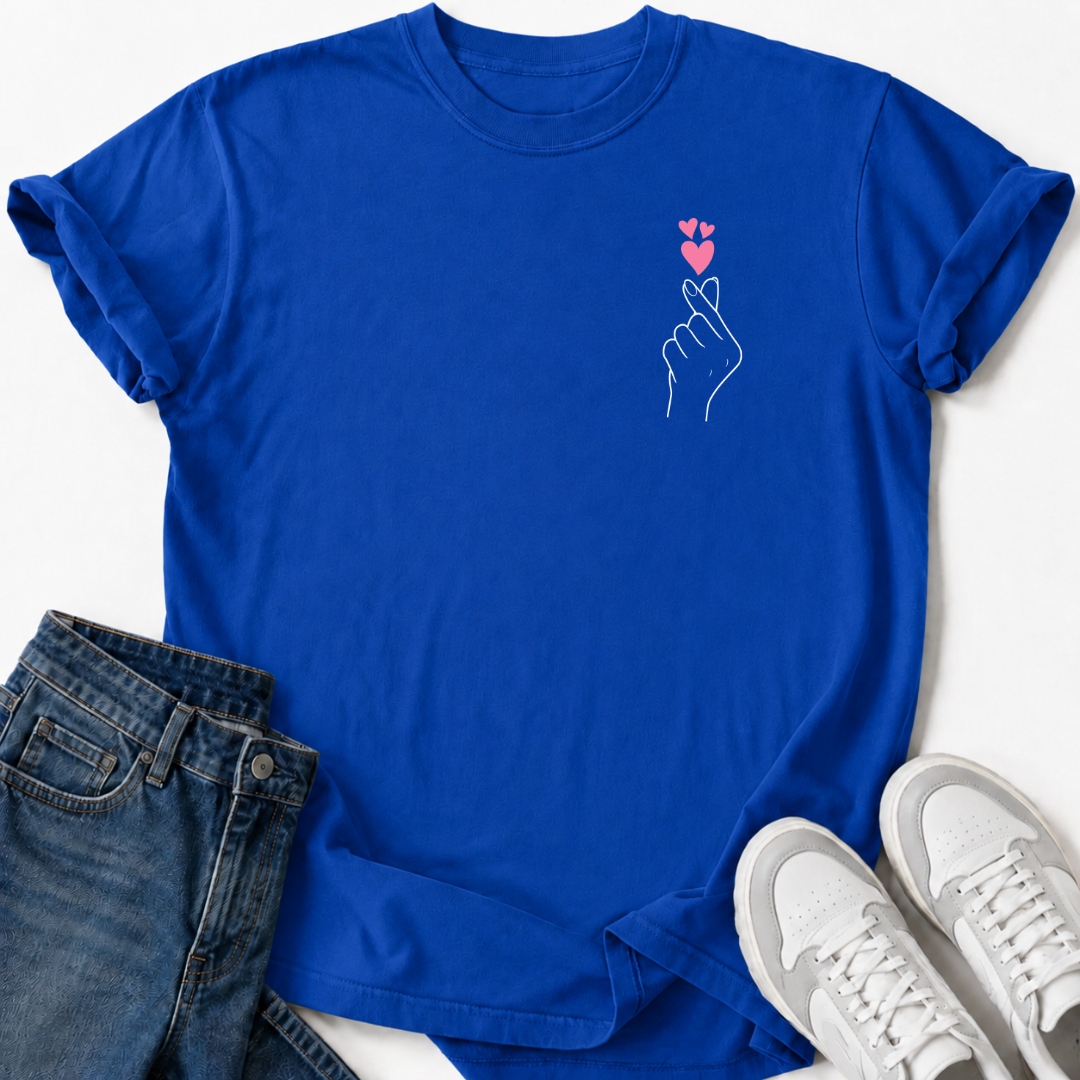 K-POP FINGER HEART T-SHIRT