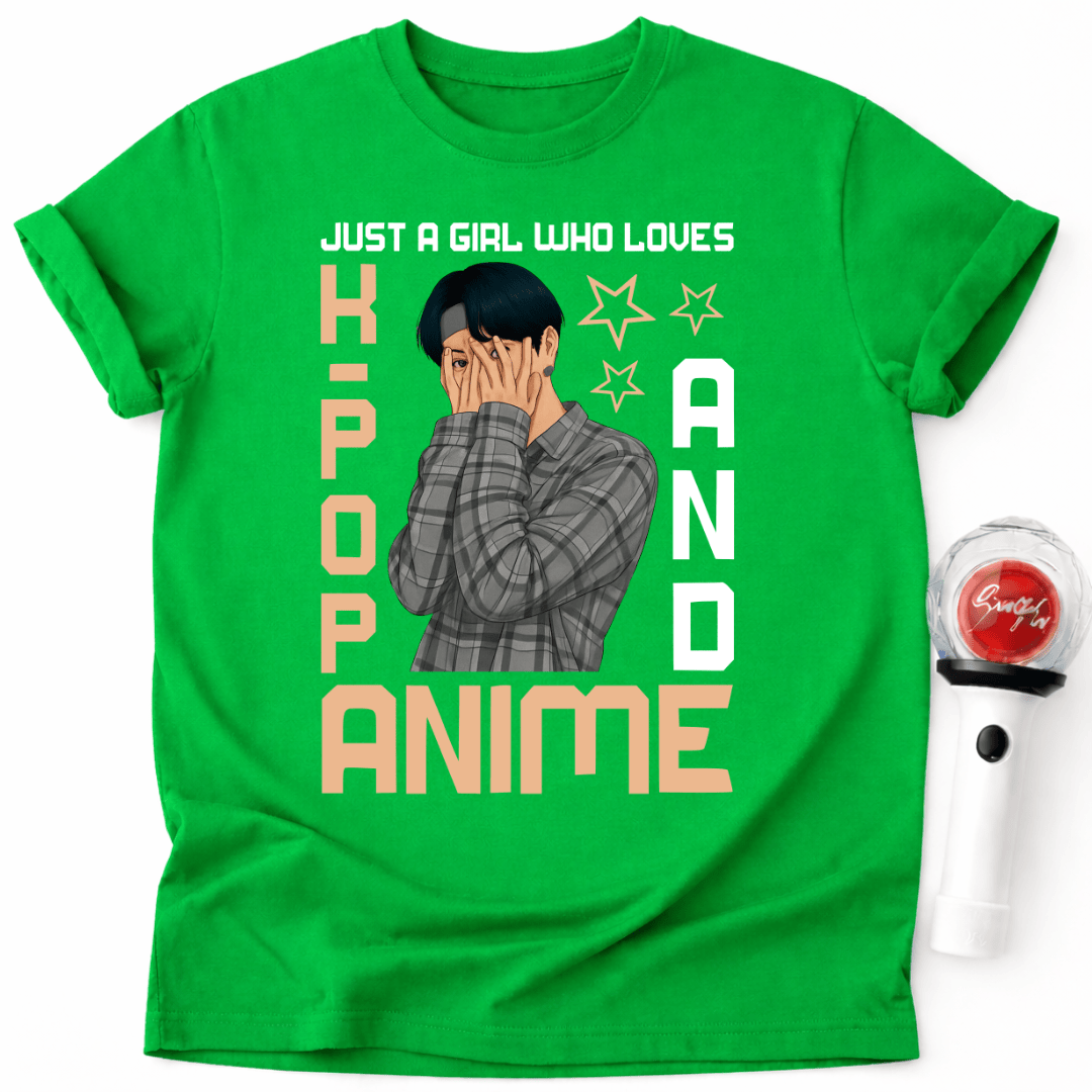 K-POP- UND ANIME-T-SHIRT