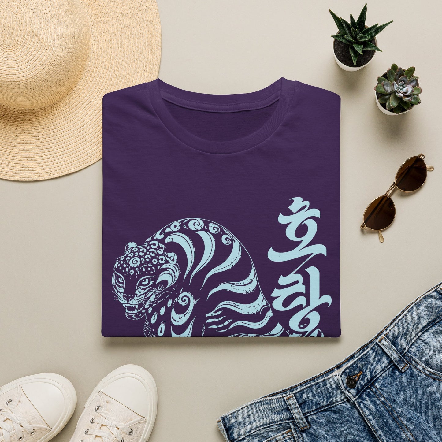Korean Tiger Graphic T‑Shirt — Stylized Blue Tiger with Hangul Accent