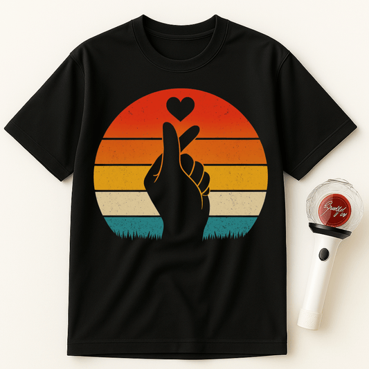VINTAGE FINGER HEART K-POP UNISEX T-SHIRT